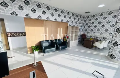 Office Space - 1 Bedroom - 1 Bathroom for rent in Al Fajer Complex - Oud Metha - Bur Dubai - Dubai