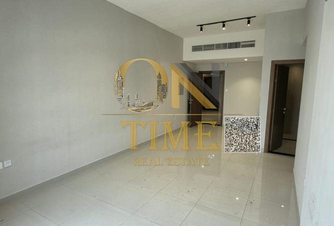 128842801 - Property Image 2