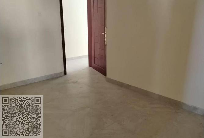 54012548 - Property Image 2