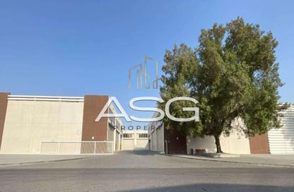 Warehouse - Studio - 1 for rent in Umm Ramool - Dubai