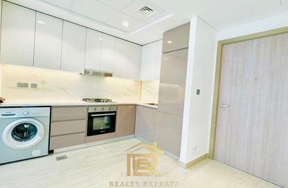 Apartment - 2 Bedrooms - 2 Bathrooms for rent in Azizi Riviera 22 - Azizi Riviera - Meydan One - Meydan - Dubai