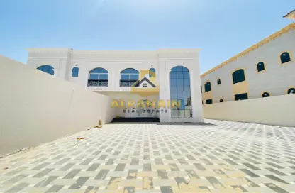 فيلا - 5 غرف نوم - 7 حمامات للايجار في زاخر - العين