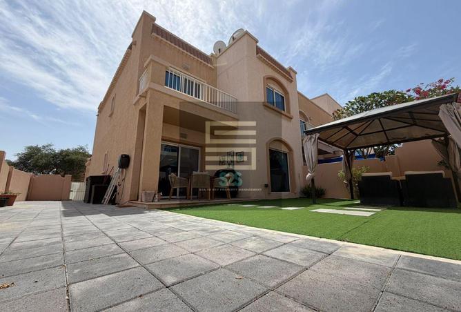 PRIME LOCATION / DOUBLE ROW / CLOSE TO AMENITIES