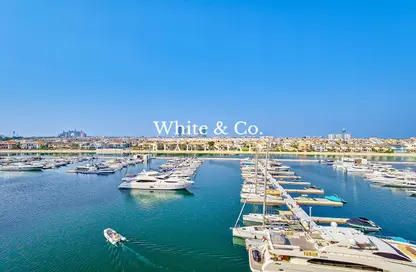 Apartment - 3 Bedrooms - 5 Bathrooms for sale in Marina Residences 6 - Marina Residences - Palm Jumeirah - Dubai