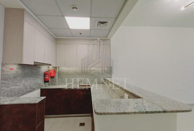 76967777 - Property Image 3