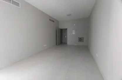 شقة - غرفة نوم - 2 حمامات للايجار في الجرف 3 - الجرف - عجمان وسط المدينة - عجمان