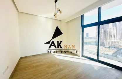 شقة - غرفة نوم - 2 حمامات للايجار في ذا ايست كريست - ديستريكت 17 - قرية جميرا الدائرية - دبي