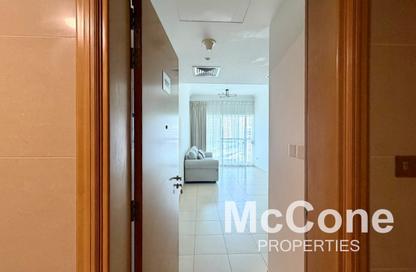 شقة - غرفة نوم - 1 حمام للايجار في ماي فير ريزيدنسي - الخليج التجاري - دبي شقة - غرفة نوم - 1 حمام للايجار في ماي فير ريزيدنسي - الخليج التجاري - دبي