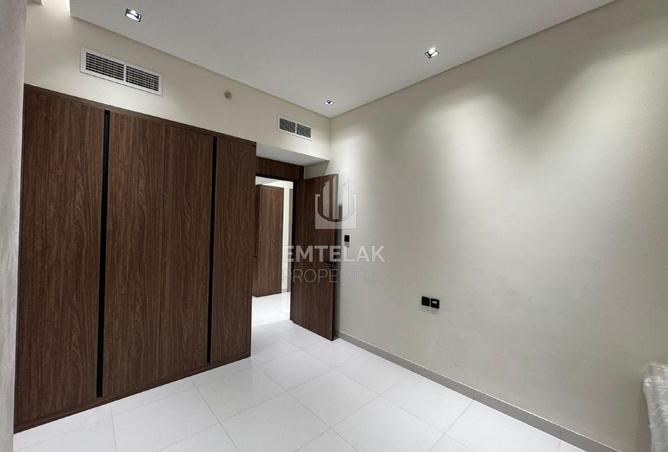 87878928 - صورة العقار 2