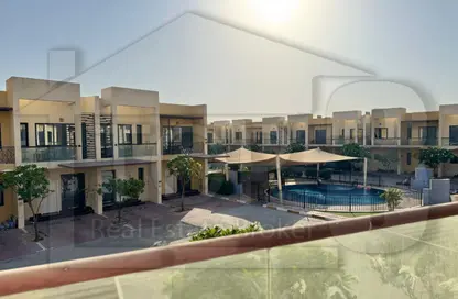 Villa - 2 Bedrooms - 3 Bathrooms for sale in Sahara Meadows - Sahara Meadows 2 - Dubai Industrial City - Dubai