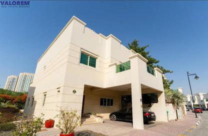 Villa - 4 Bedrooms - 5 Bathrooms for rent in Circle Villas - Jumeirah Village Circle - Dubai