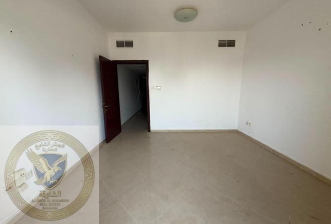 121542356 - Property Image 3