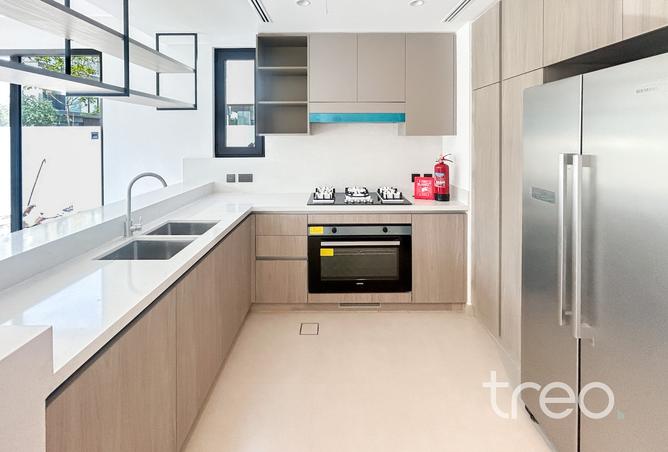 132026000 - Property Image 3