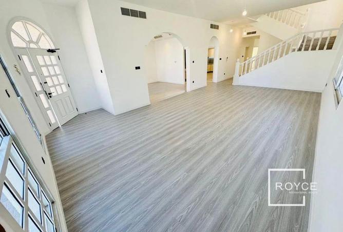 81930239 - Property Image 3