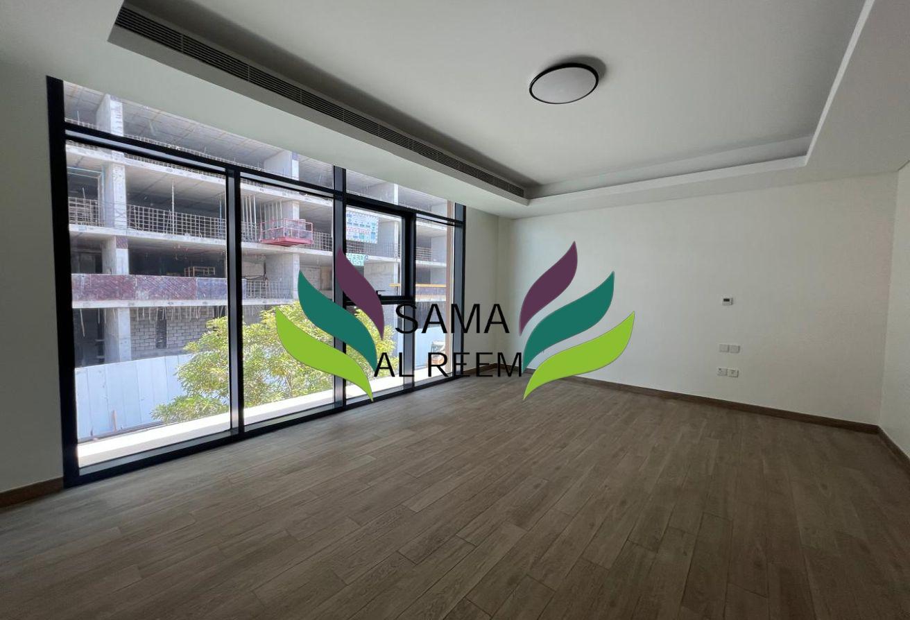 Lovely 3 Bed+Maid Compound Villa In Al Barsha 1 photo 15