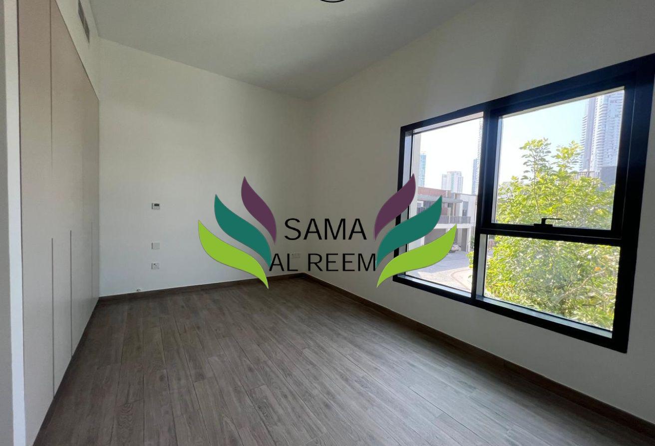 Lovely 3 Bed+Maid Compound Villa In Al Barsha 1 photo 14