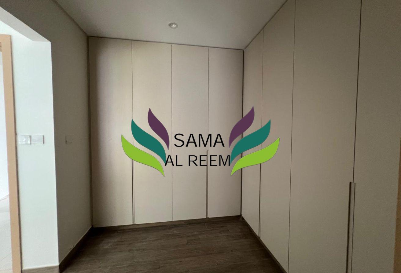 Lovely 3 Bed+Maid Compound Villa In Al Barsha 1 photo 18