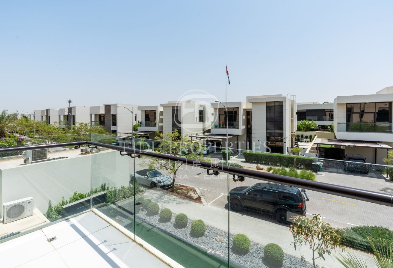 Premium Property | Golf View Villa | Furnished