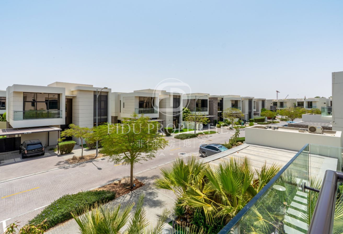 Premium Property | Golf View Villa | Furnished