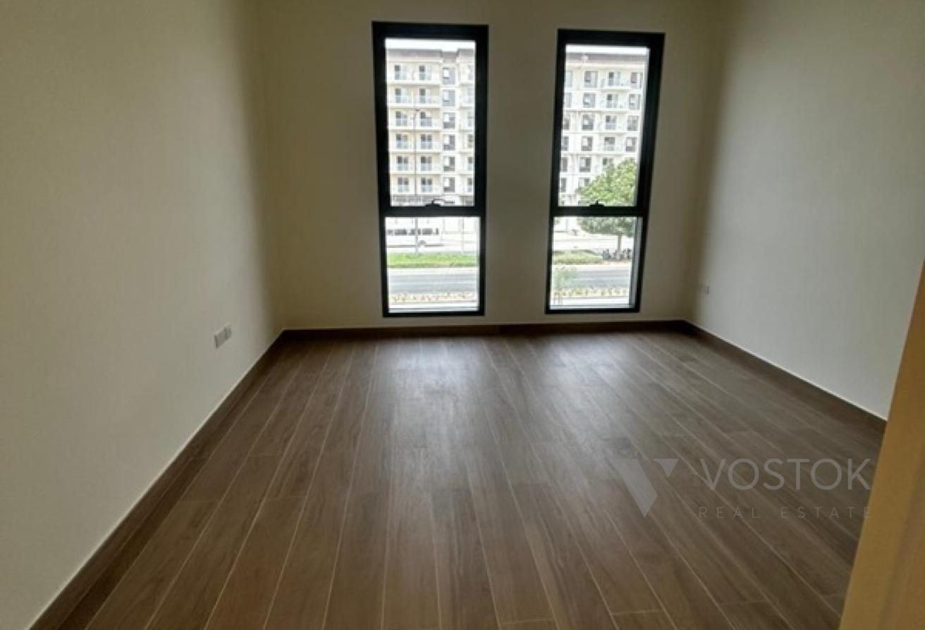 Affordable Luxury | Modern Studio | Tenanted photo 11