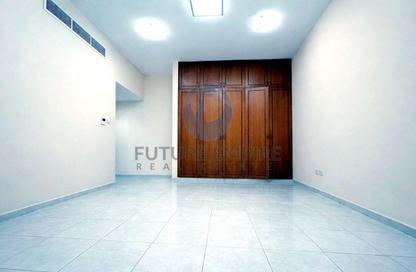 Apartment - 1 Bedroom - 3 Bathrooms for rent in Gulf Residence - Oud Metha - Bur Dubai - Dubai