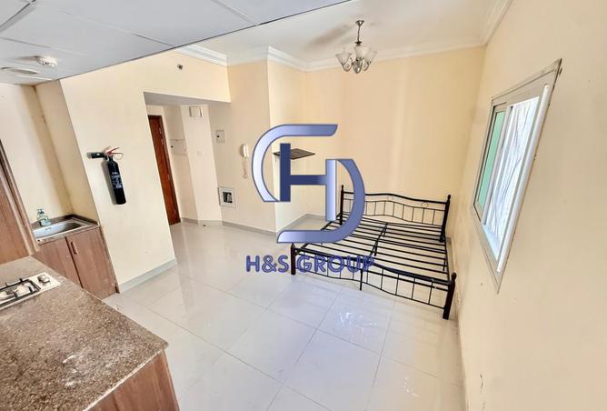 64034813 - Property Main Image