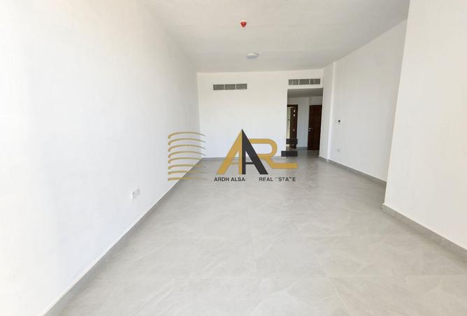 102412709 - Property Image 3
