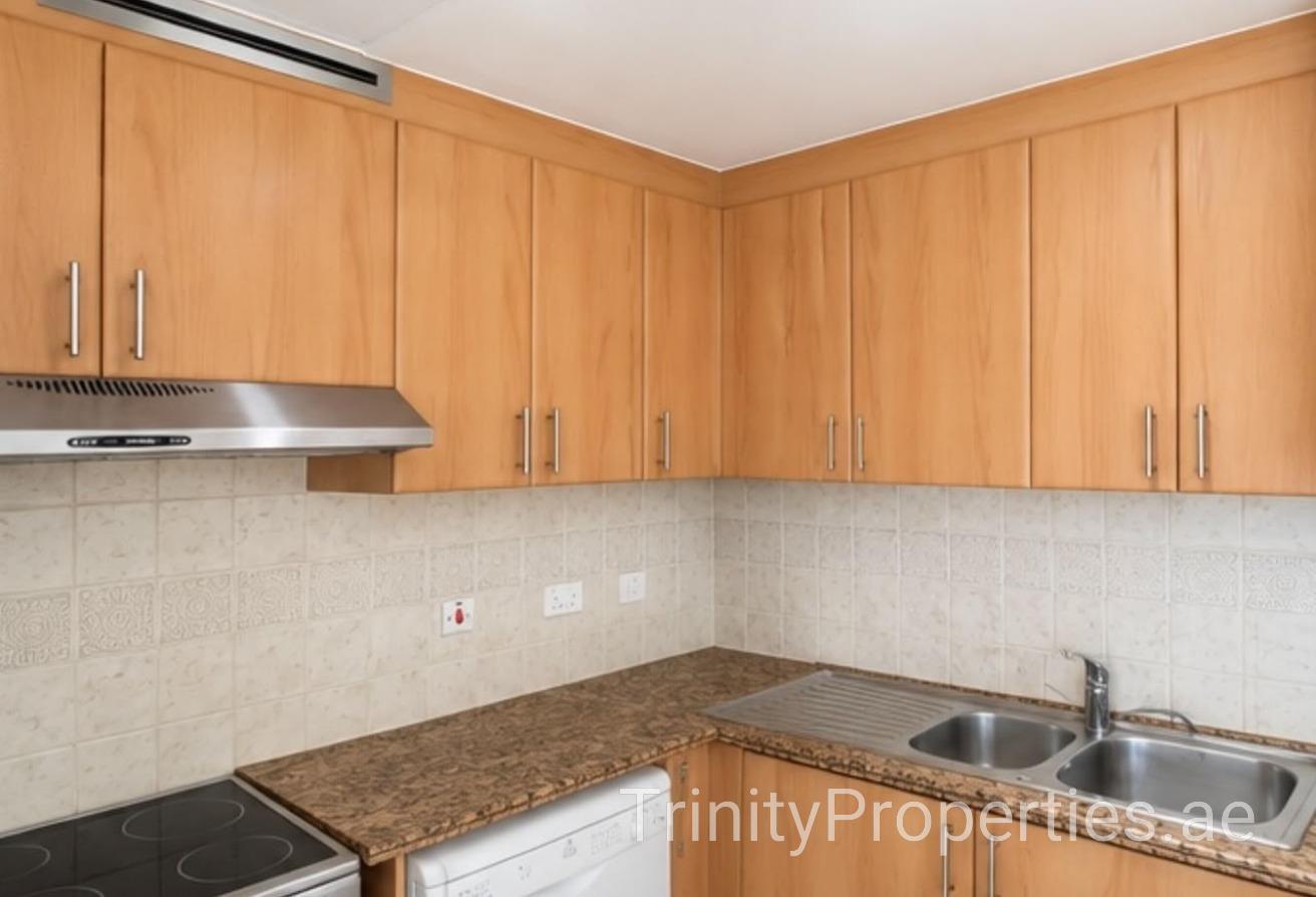Large Layout | Unfurnished | Prime Location photo 5
