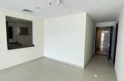 شقة - 2 غرف نوم - 3 حمامات للايجار في الازا 11 - دبي لاند - دبي