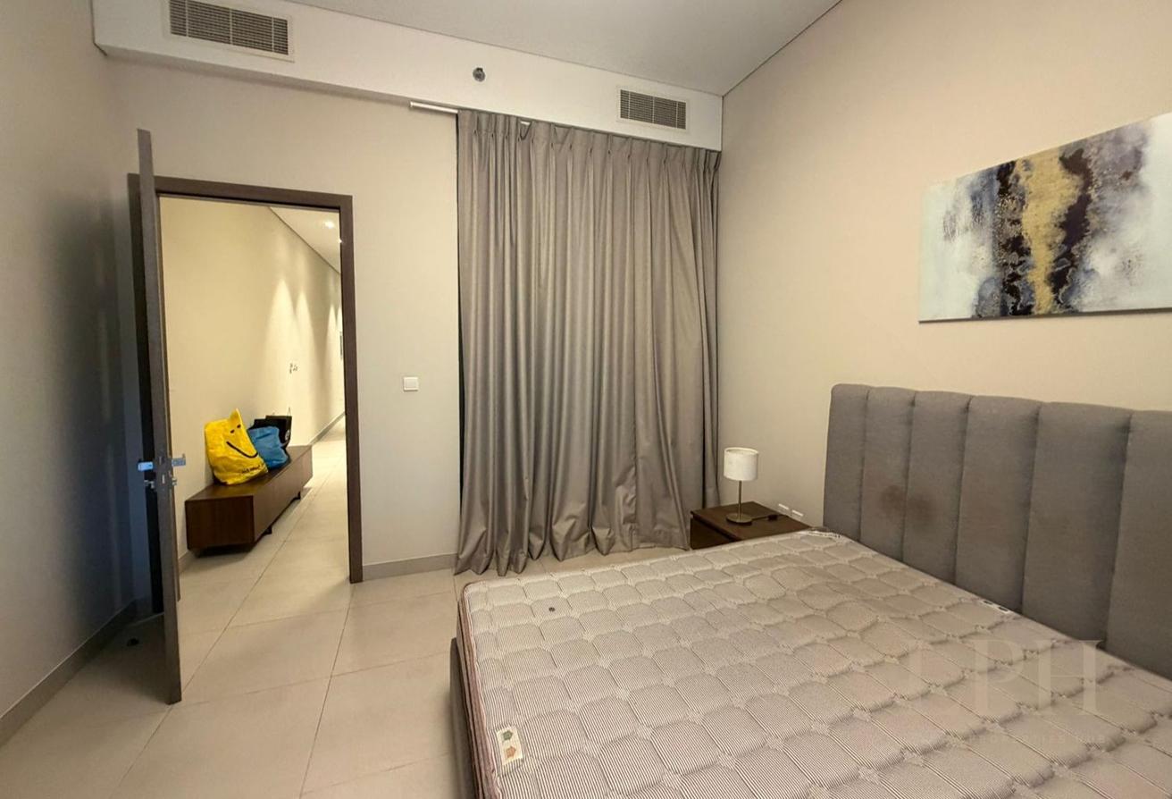 Available 1 Bedroom | Furnished | 12 Cheques photo 16