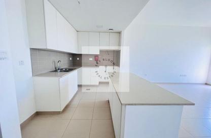 Townhouse - 4 - 4 for rent in Noor Townhouses - Town Square - Dubai
