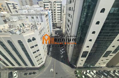 عمارة بالكامل - غرفة نوم - 2 حمامات للايجار في مبنى القاسمية 10 - المحطة - القاسمية - الشارقة