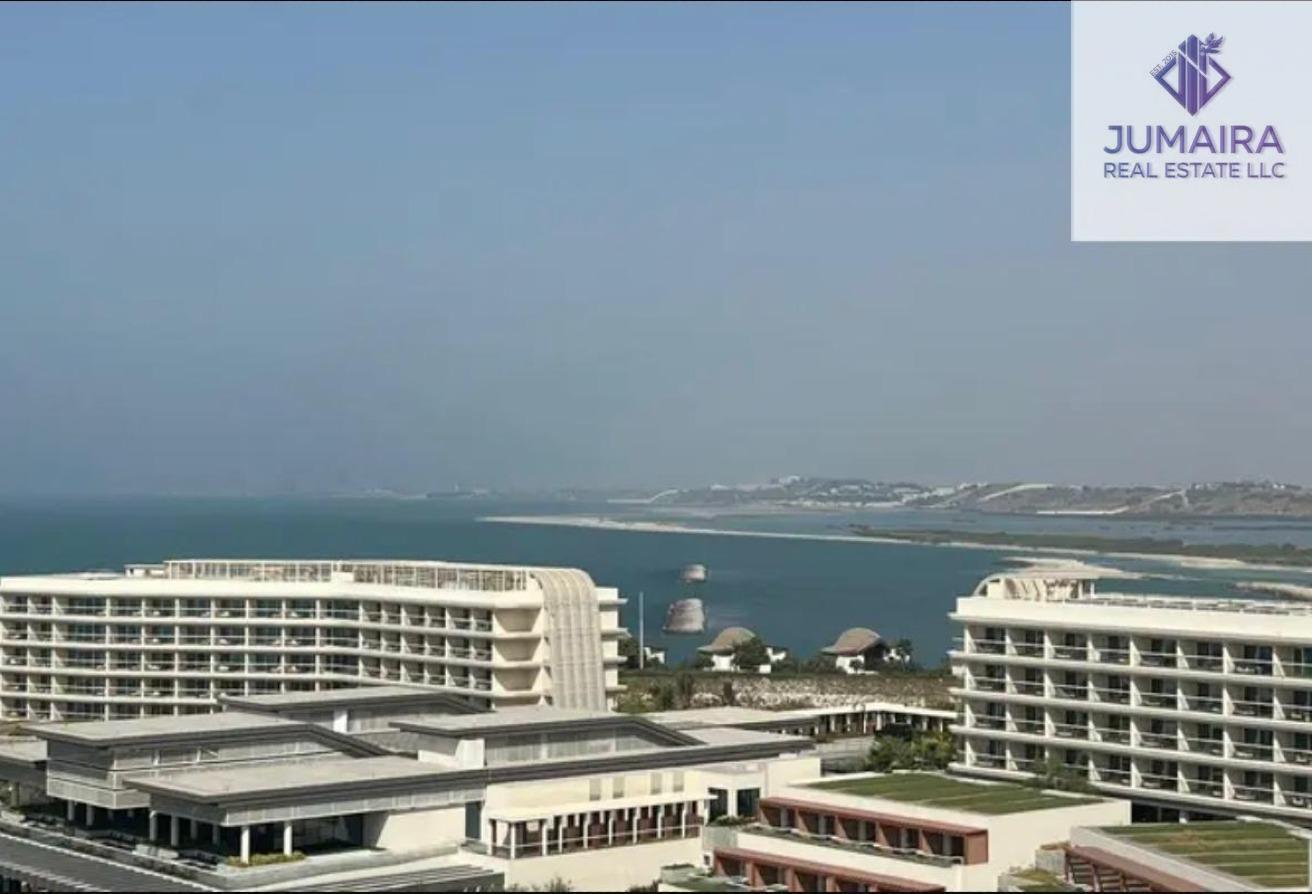 ELEGANT SEAVIEW 2BR+MAIDROOM POOL BEACH KIDS AREA