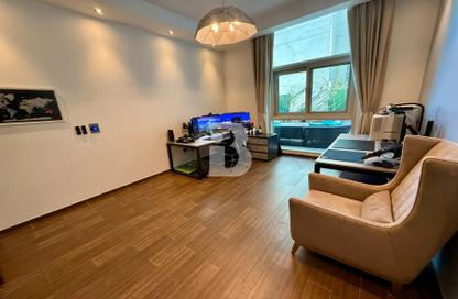 Apartment - 3 - 3 for sale in Daisy - Al Furjan - Dubai