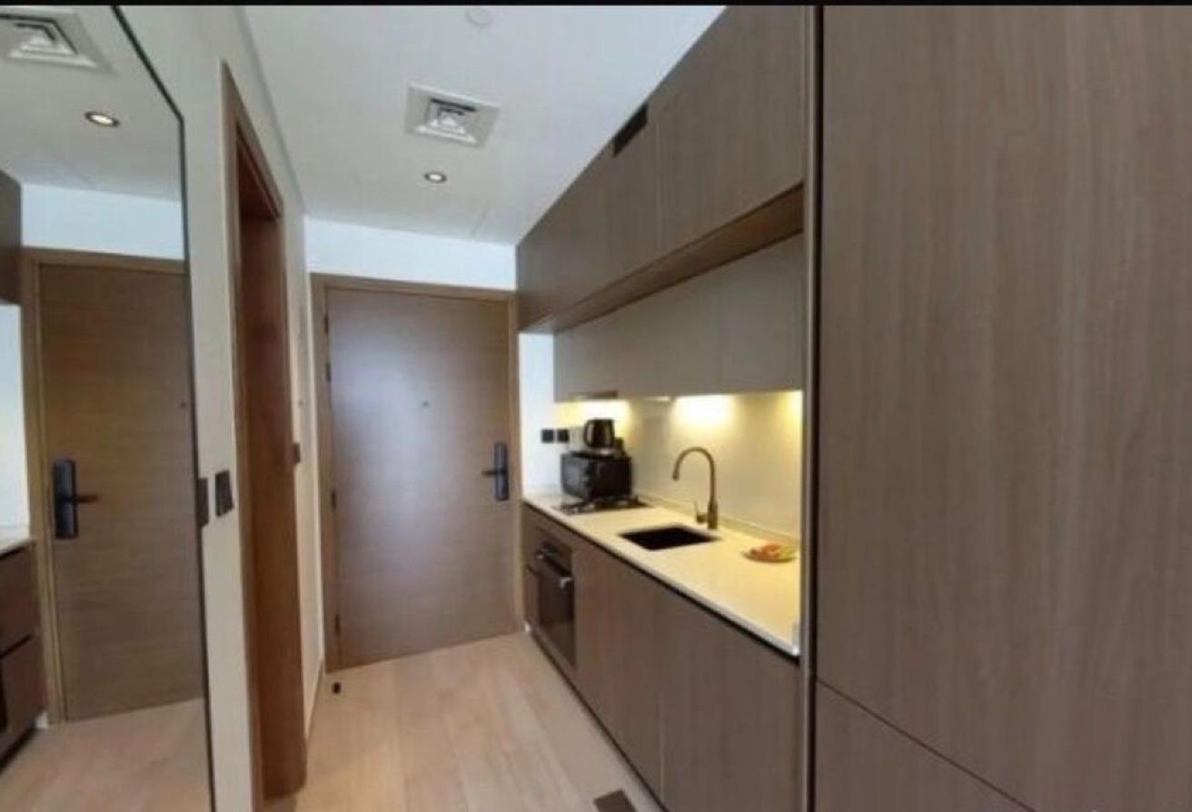 BRAND NEW | FURNISHED | READY TO MOVE photo 9