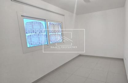 Villa - 2 Bedrooms - 3 Bathrooms for rent in Manazel Al Reef 2 - Al Samha - Abu Dhabi