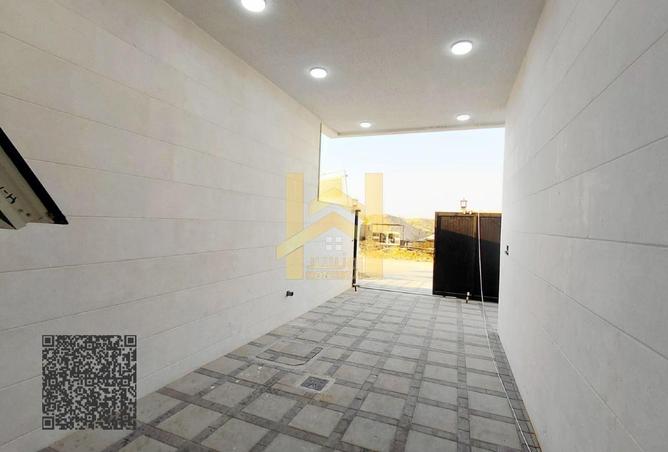 88745147 - Property Image 3