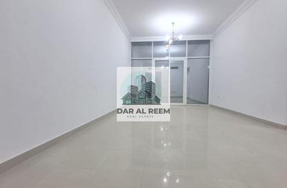 شقة - غرفة نوم - 2 حمامات للايجار في شارع التعاون الجديد - التعاون - الشارقة