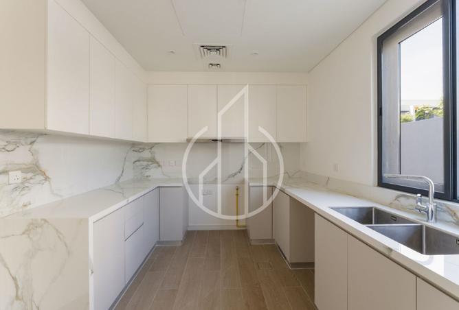 130199844 - Property Image 3