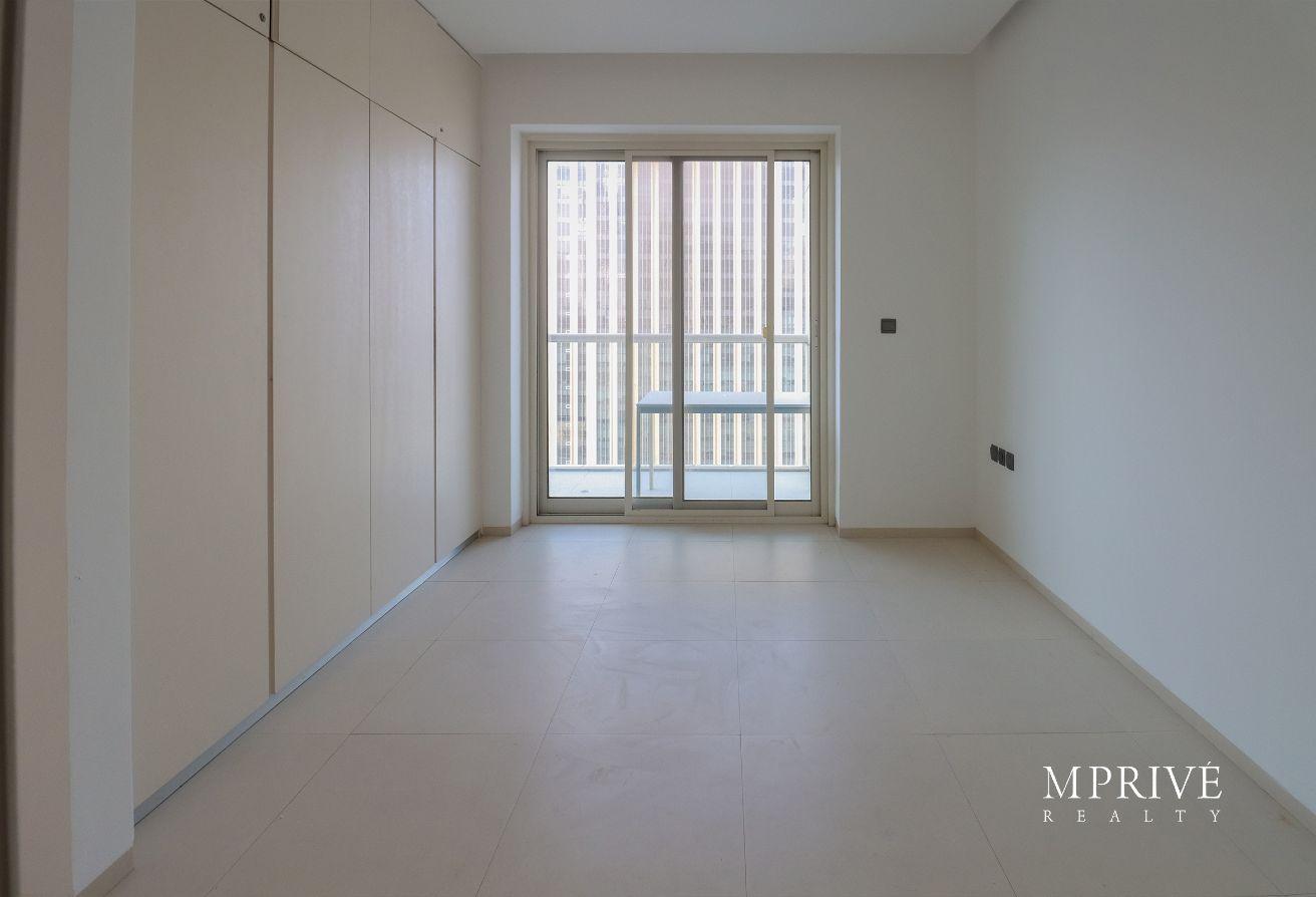 Close to Metro | Marina View | Ready-to-Move-In photo 7