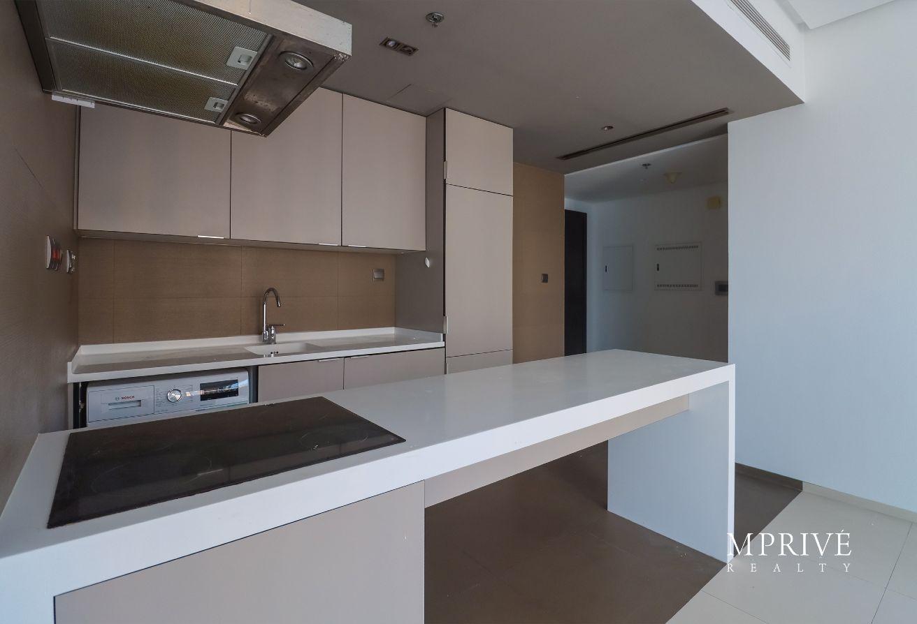 Close to Metro | Marina View | Ready-to-Move-In photo 4