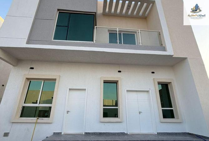 68271299 - Property Image 2