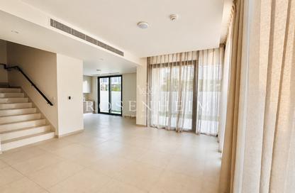 Villa - 4 - 4 for rent in Greenview 3 - Emaar South - Dubai South (Dubai World Central) - Dubai Villa - 4 - 4 for rent in Greenview 3 - Emaar South - Dubai South (Dubai World Central) - Dubai
