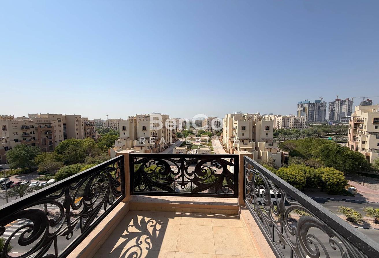 1 Bedroom | Closed Kitchen | Ready To Move In