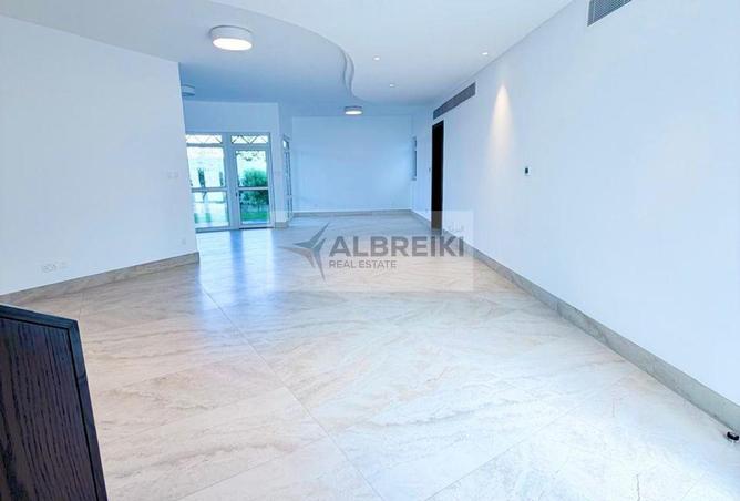 103677393 - Property Image 2