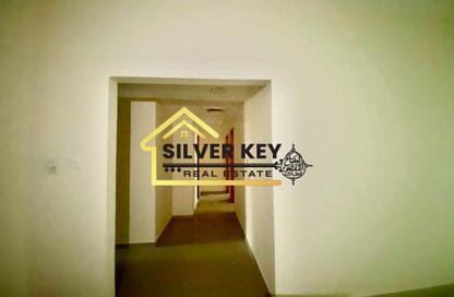 Apartment - 2 Bedrooms - 2 Bathrooms for rent in Budaniq 9 Building - Budaniq - Al Qasimia - Sharjah