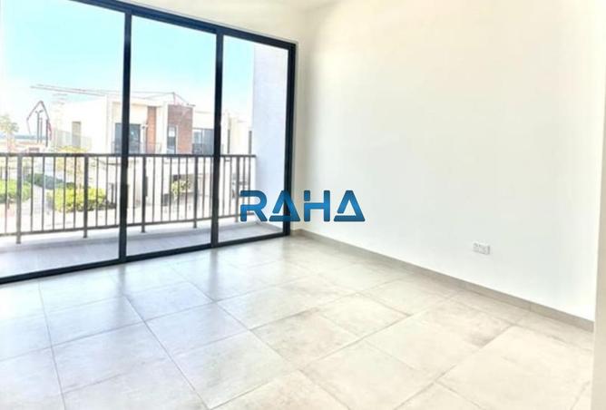 104705196 - Property Image 2