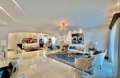 Villa - 4 Bedrooms - 5 Bathrooms for rent in Meadows 9 - Meadows - Dubai
