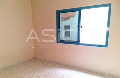 Apartment - Studio - 1 Bathroom for rent in Sultan Lootah Building - Al Muraqqabat - Deira - Dubai