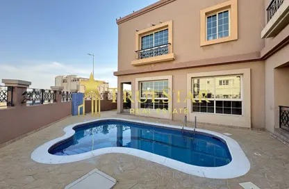 Villa - 4 Bedrooms - 5 Bathrooms for rent in Umm Suqeim 3 - Umm Suqeim - Dubai